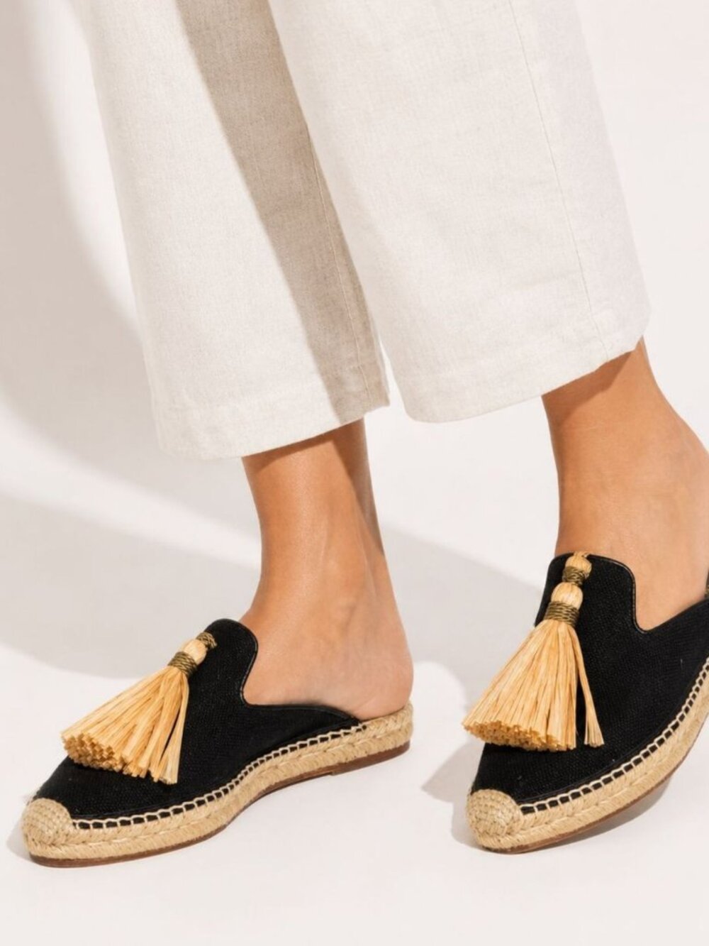 Bettye Muller Rabat Tassel Slides Womens 37 | US 8 Black Espadrille Mule Raffia